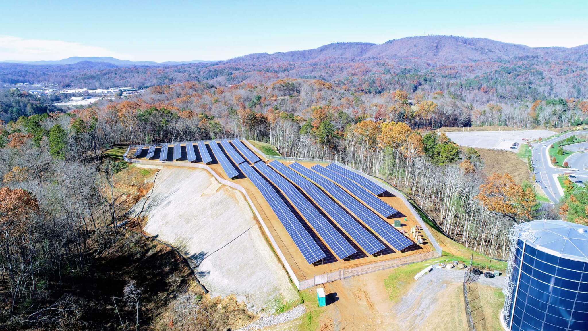 O. Harrahs Cherokee Casino and Hotel 705.6 kW Ground Mount