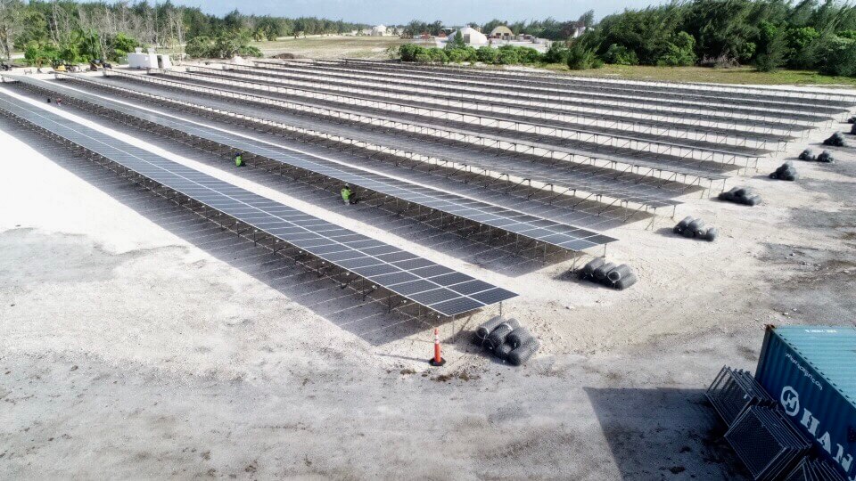 N. U.S. Wake Island Airfield 740 kW Ground Mount