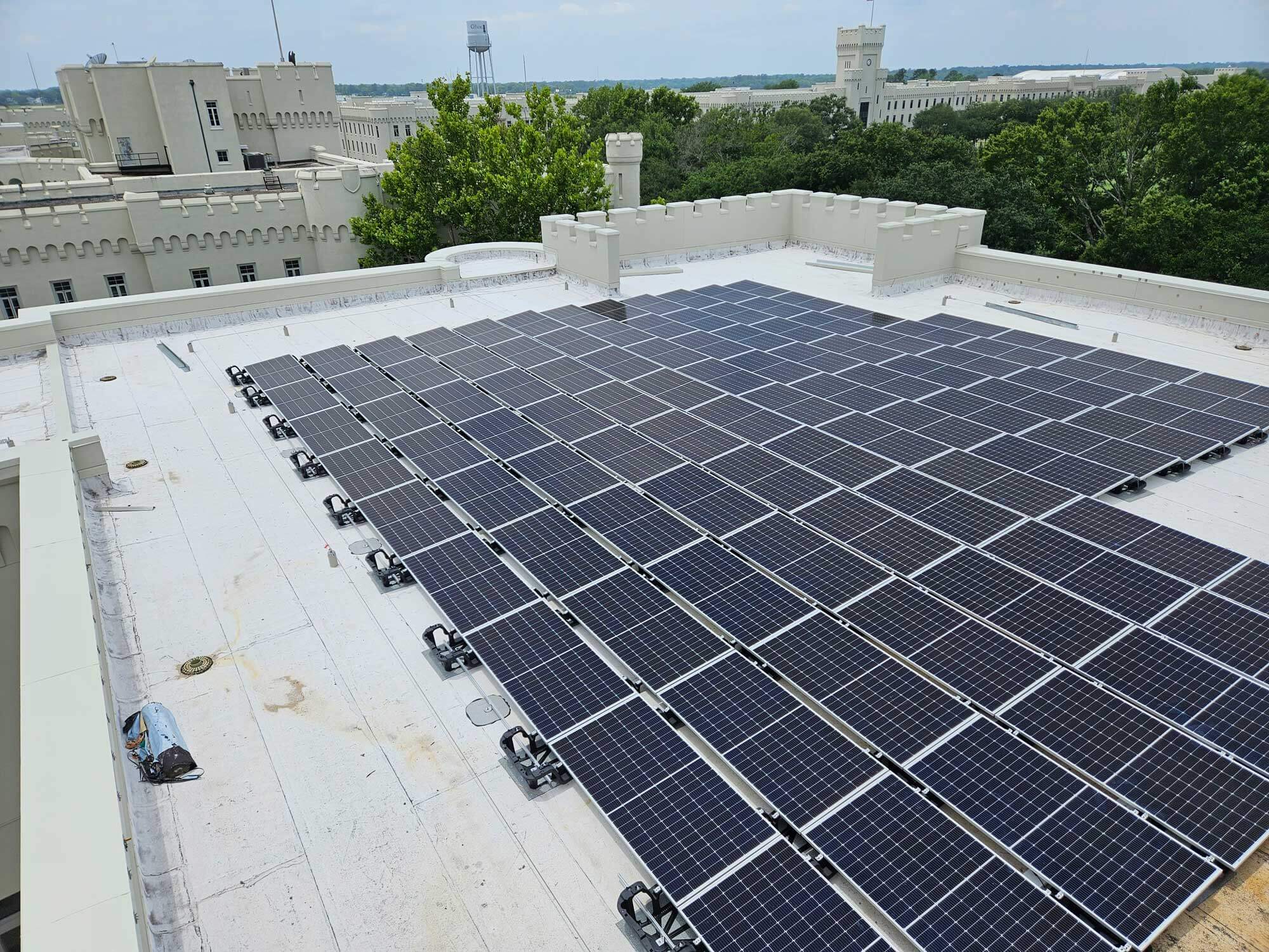 P. The Citadel 137.7 kW Roof Mount
